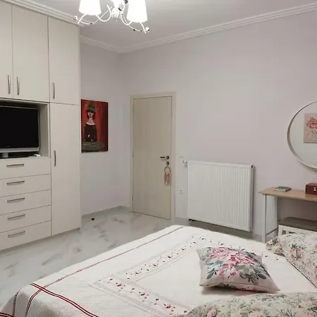 Ebony And Ivory Suites 招待所 多西亚