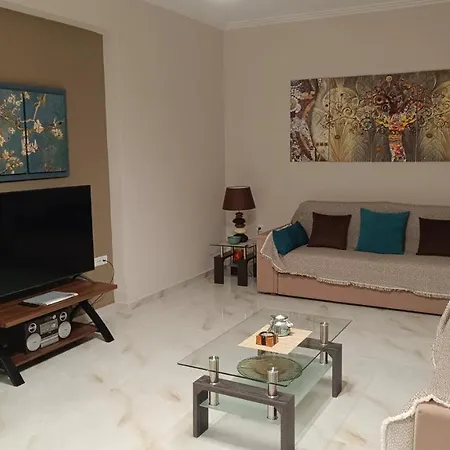 Ebony And Ivory Suites *